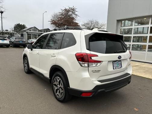 2021 Subaru Forester Premium