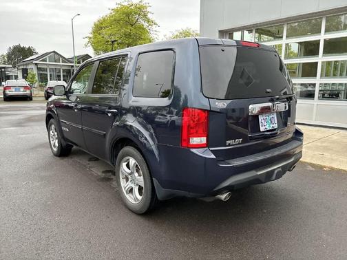 2012 Honda Pilot EX-L w/ Navigation