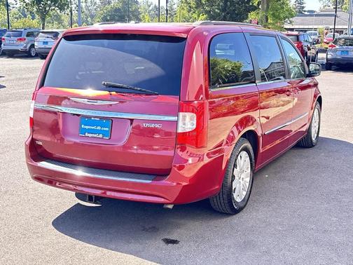 2015 Chrysler Town & Country Touring