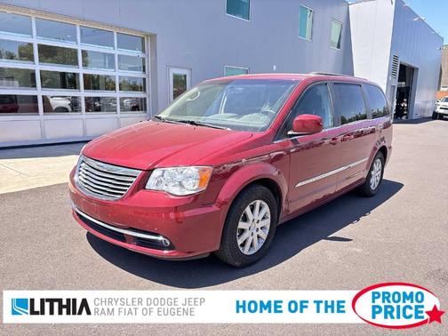 2015 Chrysler Town & Country Touring