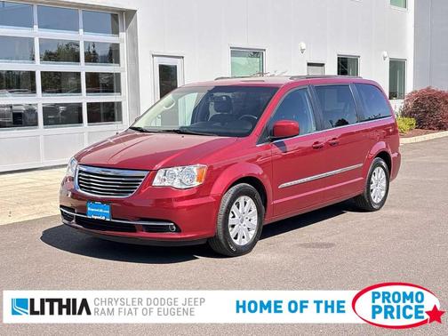 2015 Chrysler Town & Country Touring