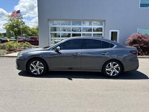 2022 Subaru Legacy Touring XT