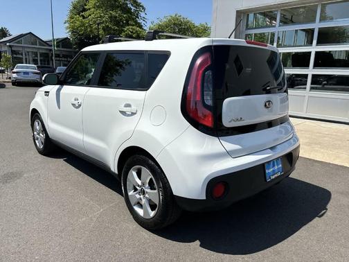 2017 Kia Soul Base