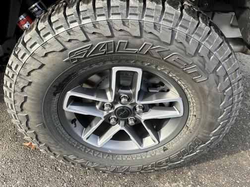 2025 Jeep Gladiator Mojave