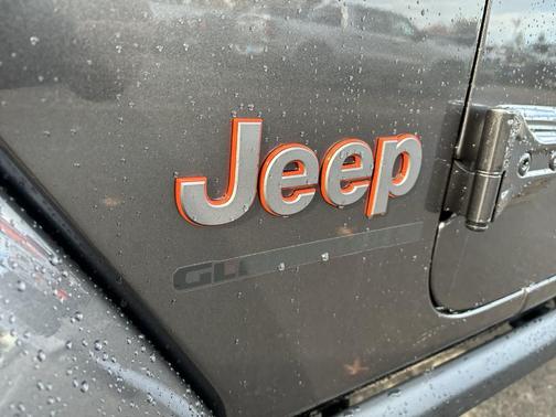 2025 Jeep Gladiator Mojave