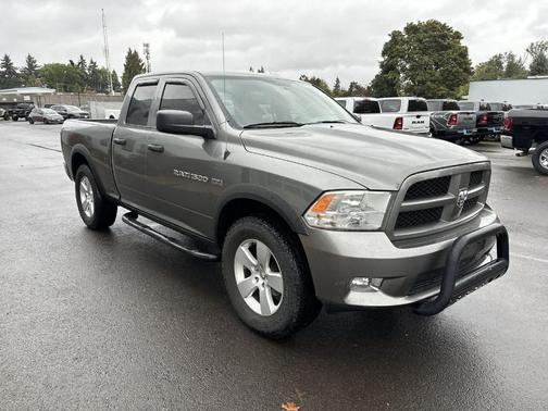 2012 RAM 1500 ST