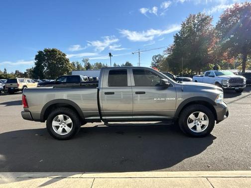 2012 RAM 1500 ST