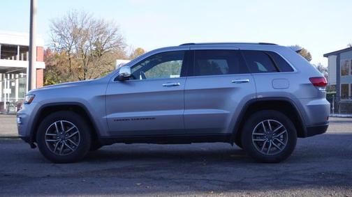 Photo 2 of 25 of 2020 Jeep Grand Cherokee Limited