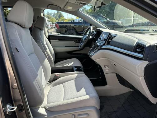2020 Honda Odyssey LX