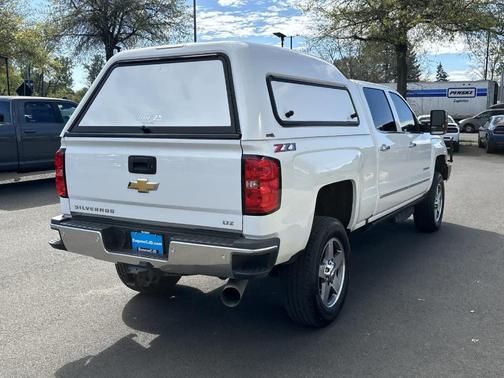Summit White 2019 Chevrolet Silverado 2500 LTZ
