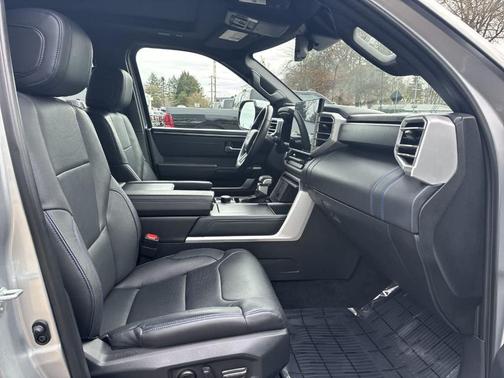 2023 Toyota Tundra Platinum