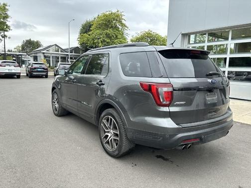2018 Ford Explorer sport