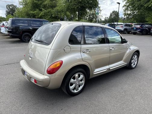 Light Almond Pearlcoat Metallic 2004 Chrysler PT Cruiser Limited