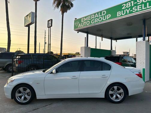 2006 BMW 530 530i Sedan 4D