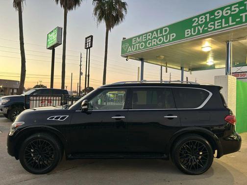 2012 INFINITI QX56 Base