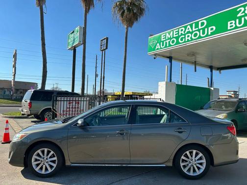 2012 Toyota Camry XLE