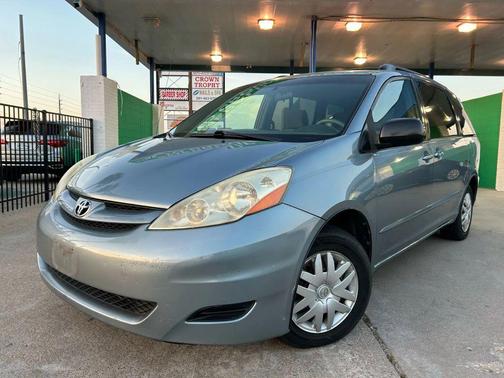 2006 Toyota Sienna LE
