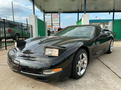 2003 Chevrolet Corvette Base