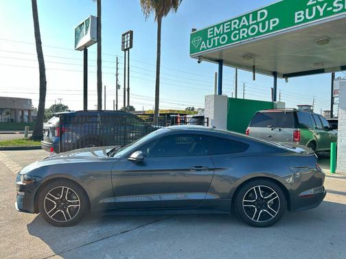 2019 Ford Mustang EcoBoost