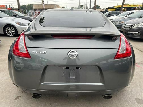 Gun Metallic 2013 Nissan 370Z Touring
