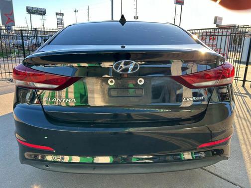 2018 Hyundai ELANTRA Limited