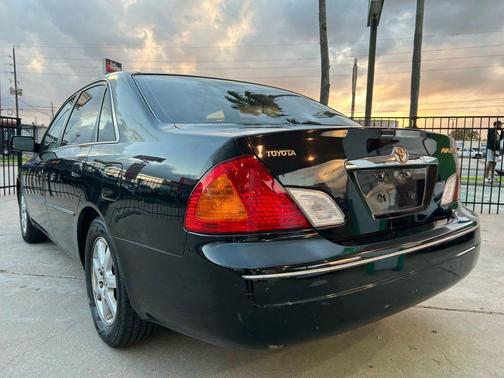 2000 Toyota Avalon XLS