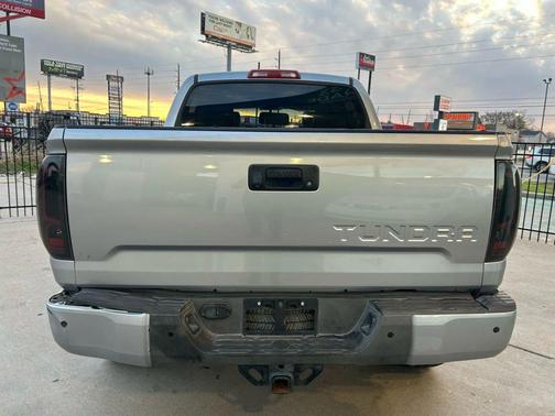 2014 Toyota Tundra Platinum