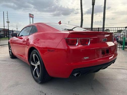 2011 Chevrolet Camaro 2LS