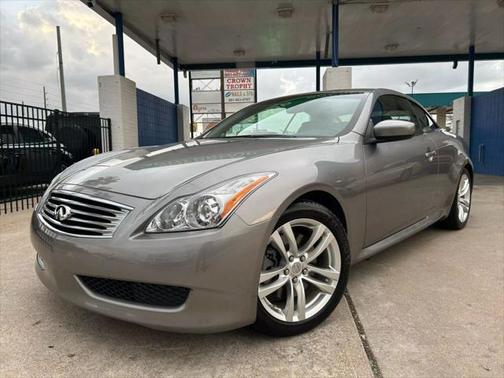 2009 INFINITI G37 Base