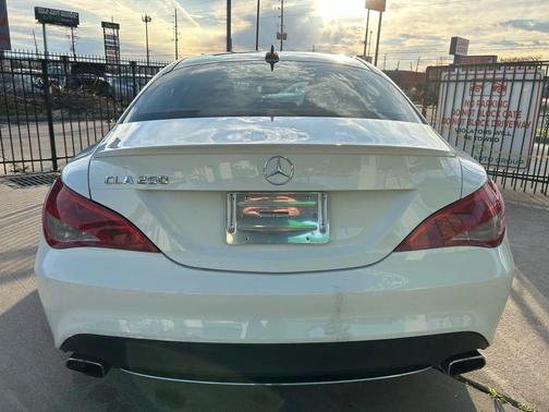 2015 Mercedes-Benz CLA-Class Base