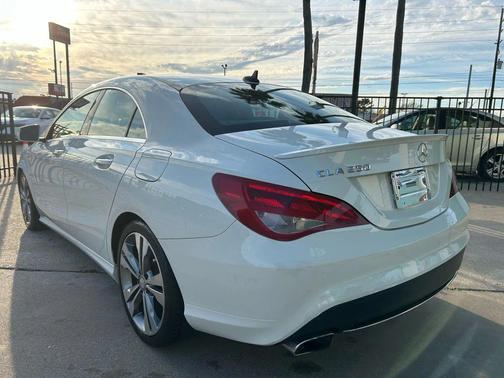 2015 Mercedes-Benz CLA-Class Base