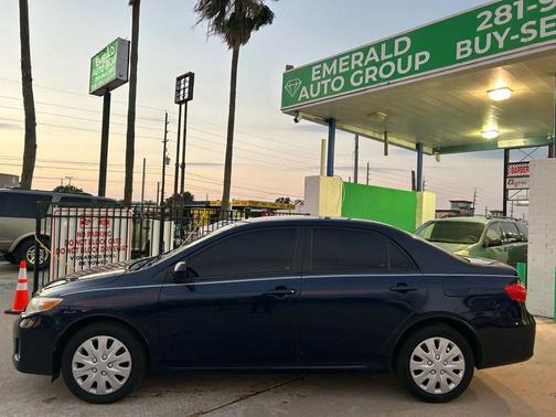 2012 Toyota Corolla LE