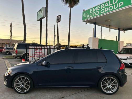 2016 Volkswagen Golf TSI 2-Door