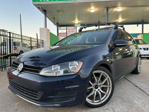 2016 Volkswagen Golf TSI 2-Door