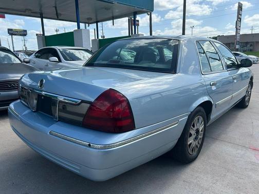 Blue 2006 Mercury Grand Marquis GS