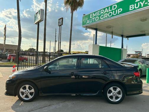 2012 Toyota Corolla LE