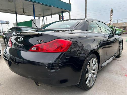 Malbec Black 2011 INFINITI G37 Limited Edition