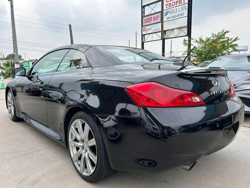 Malbec Black 2011 INFINITI G37 Limited Edition