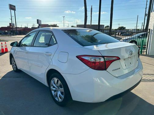 2014 Toyota Corolla LE