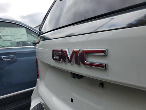 2026 GMC Yukon XL 4WD AT4