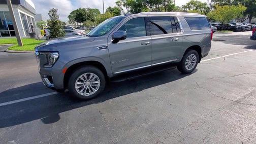 2021 GMC Yukon XL SLT