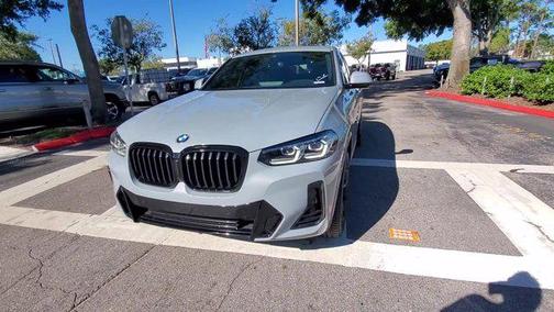 2023 BMW X4 xDrive30i