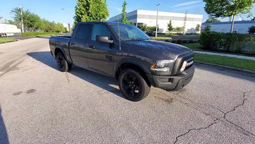 2024 RAM 1500 Classic Warlock Crew Cab 4x2 5'7' Box