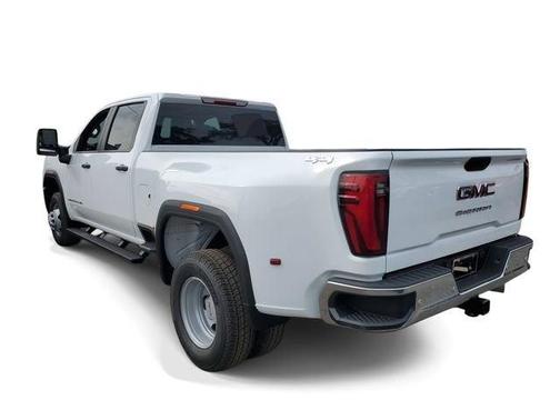 2026 GMC Sierra 3500 Base