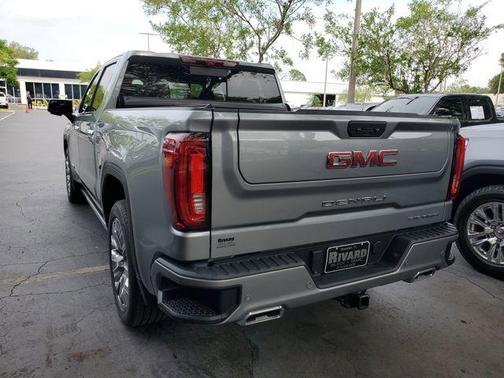 Sterling Metallic 2023 GMC Sierra 1500 Denali