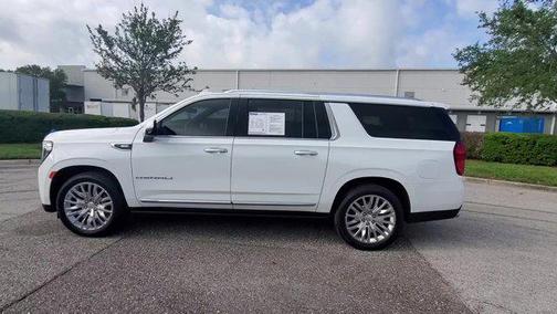 2023 GMC Yukon XL Denali