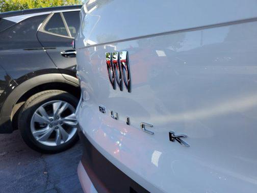 2025 Buick Envista Preferred FWD