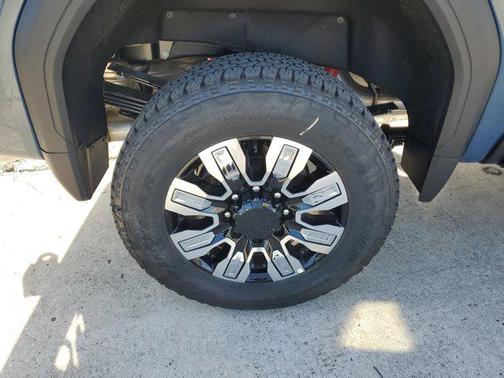 2025 GMC Sierra 2500 Denali