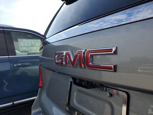 2026 GMC Yukon XL 2WD Elevation