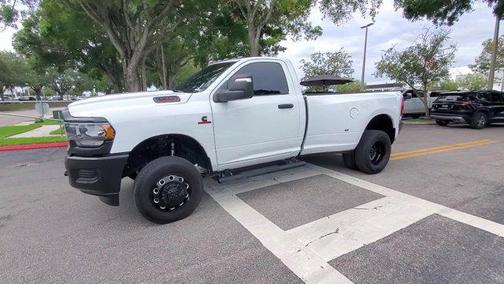 2024 RAM 3500 Tradesman Regular Cab 4x4 8' Box